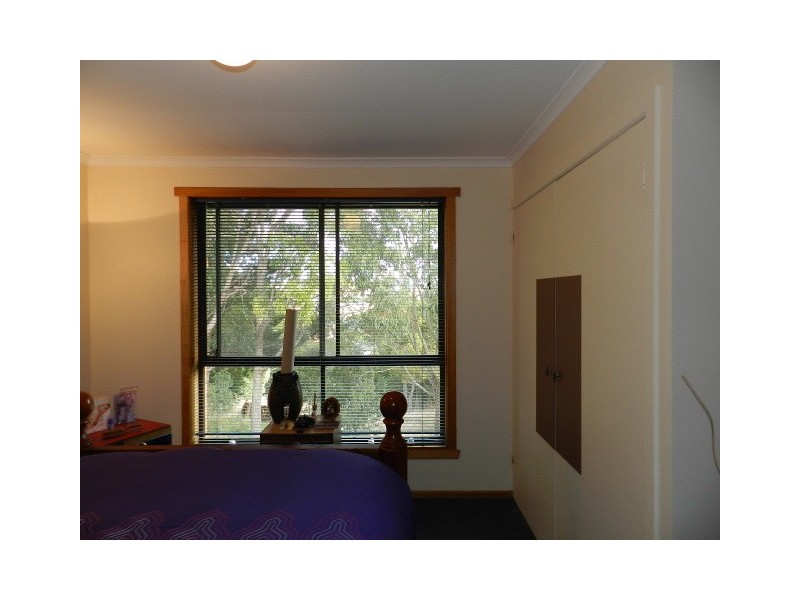 2/1 Acacia Drive, Burnie TAS 7320