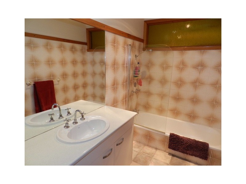 1 Firmont Rise, Burnie TAS 7320