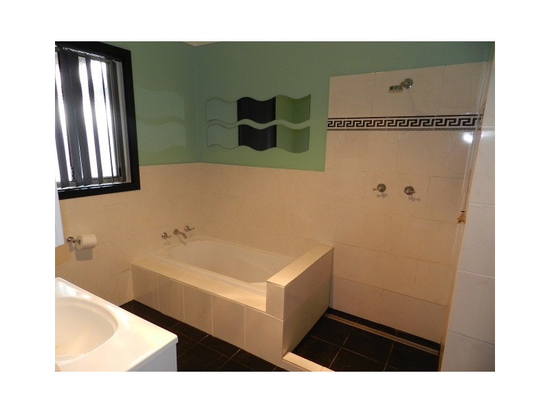 3 Roslyn Avenue, Burnie TAS 7320