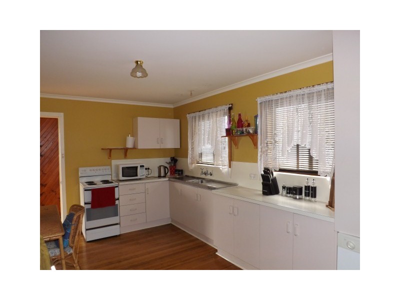 8 Verelle Street, Hillcrest TAS 7320