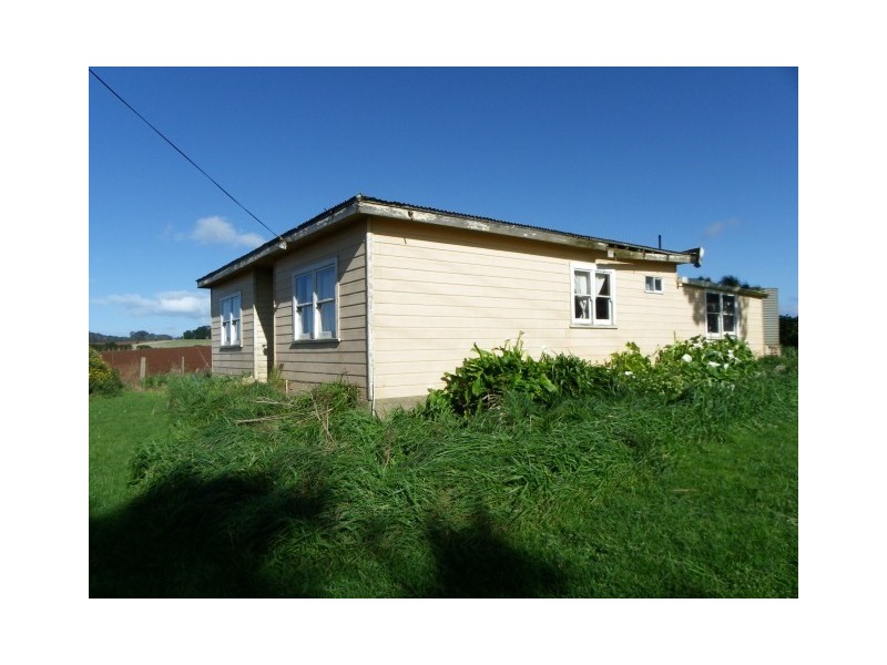 237 Tollymore Road, Table Cape TAS 7325