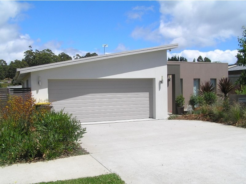 22 Berkshire Parade, Penguin TAS 7316