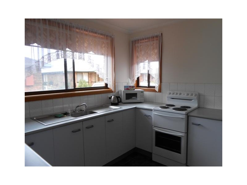 5/8 Arnold Street, Penguin TAS 7316