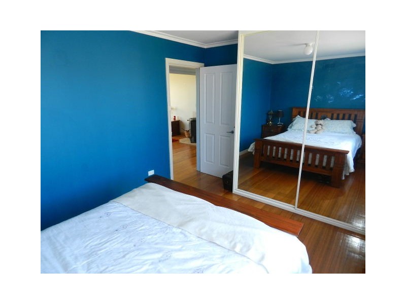 2 Ronald Crescent, Somerset TAS 7322