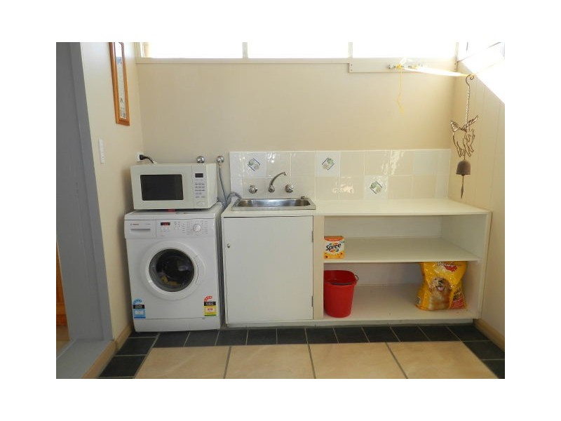 2 Ronald Crescent, Somerset TAS 7322