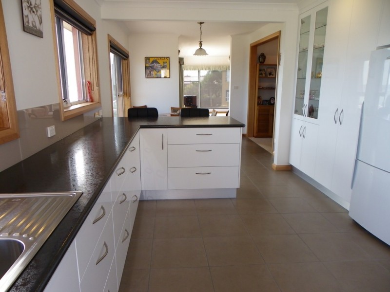 277 Bass Highway, Ocean Vista TAS 7320