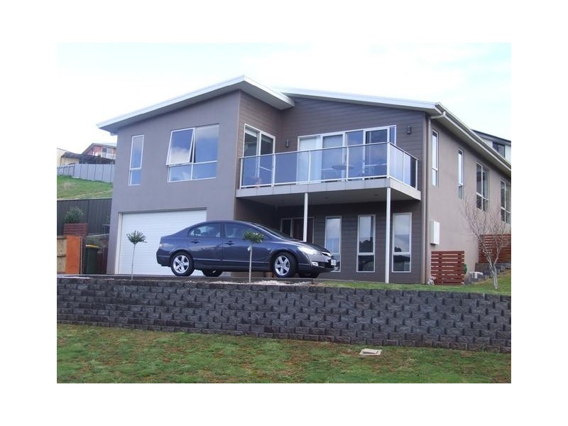 24 Dowling Drive, Romaine TAS 7320