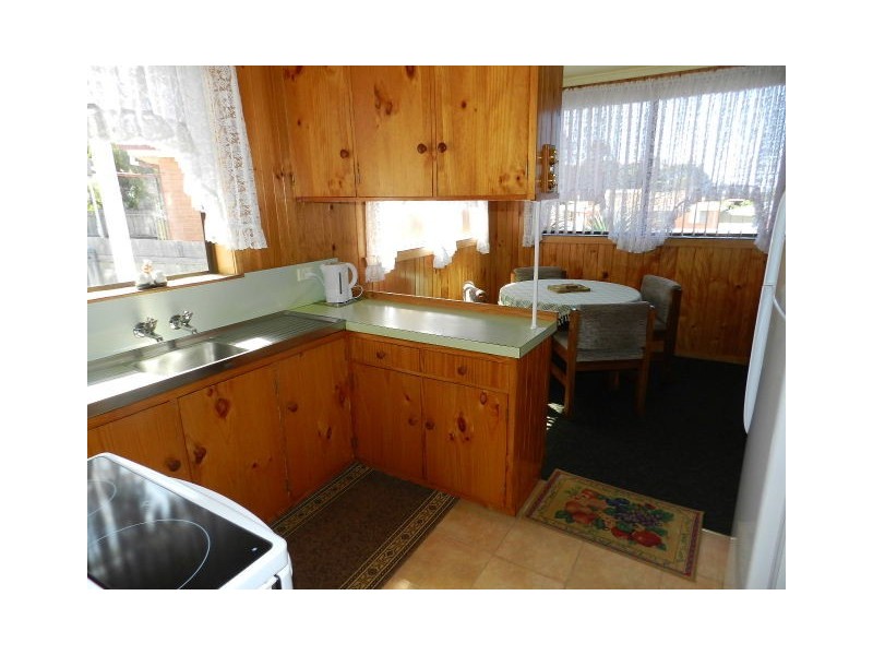 11 Colegrave Road, Upper Burnie TAS 7320
