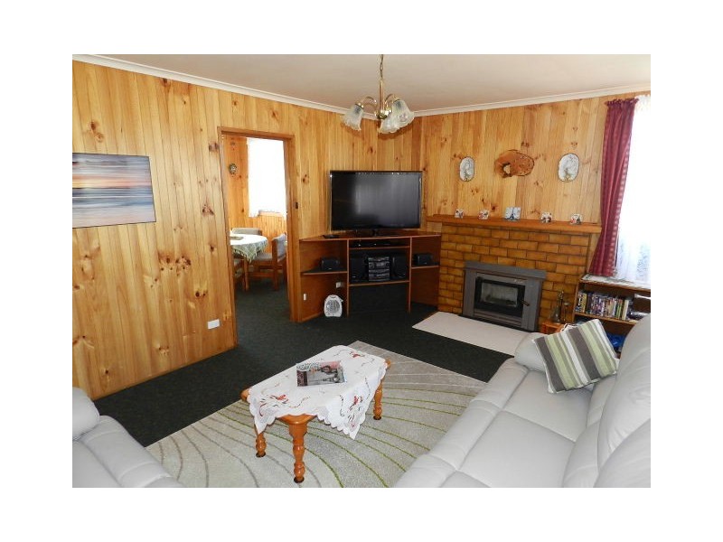 11 Colegrave Road, Upper Burnie TAS 7320