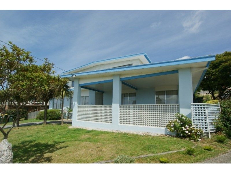 14 Richardson Street, West Ulverstone TAS 7315