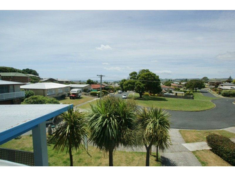 14 Richardson Street, West Ulverstone TAS 7315