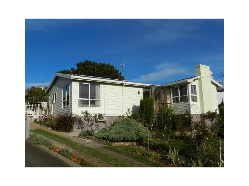 15 Ogden Street, Acton TAS 7320