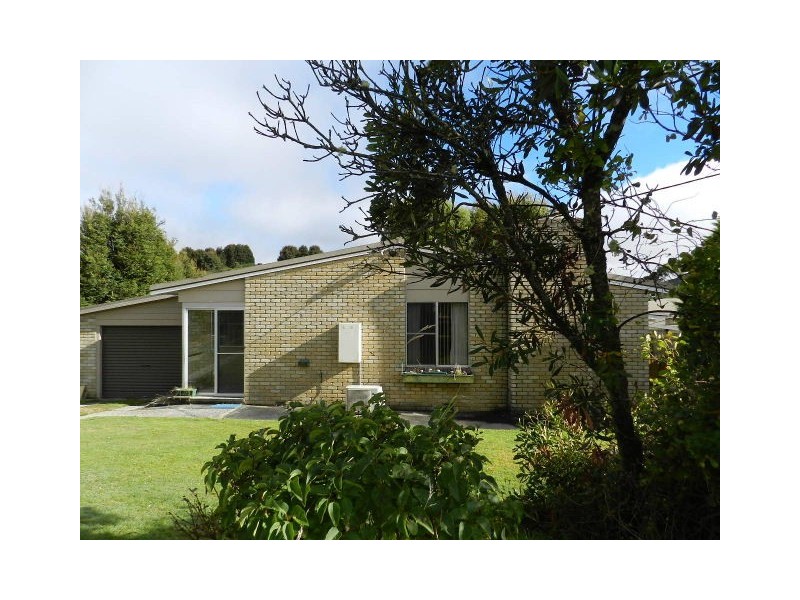 9 Que Street, Waratah TAS 7321