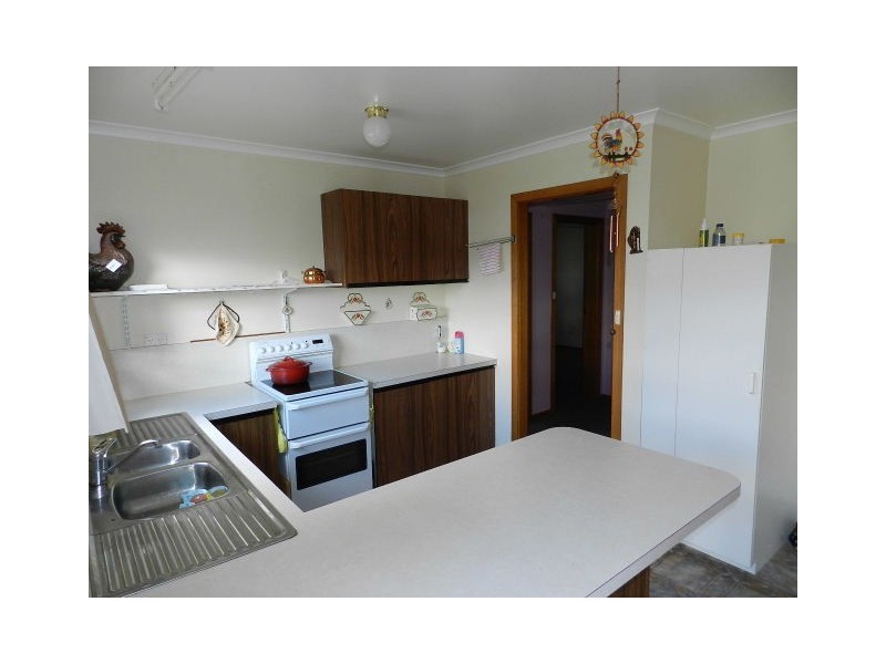 9 Que Street, Waratah TAS 7321