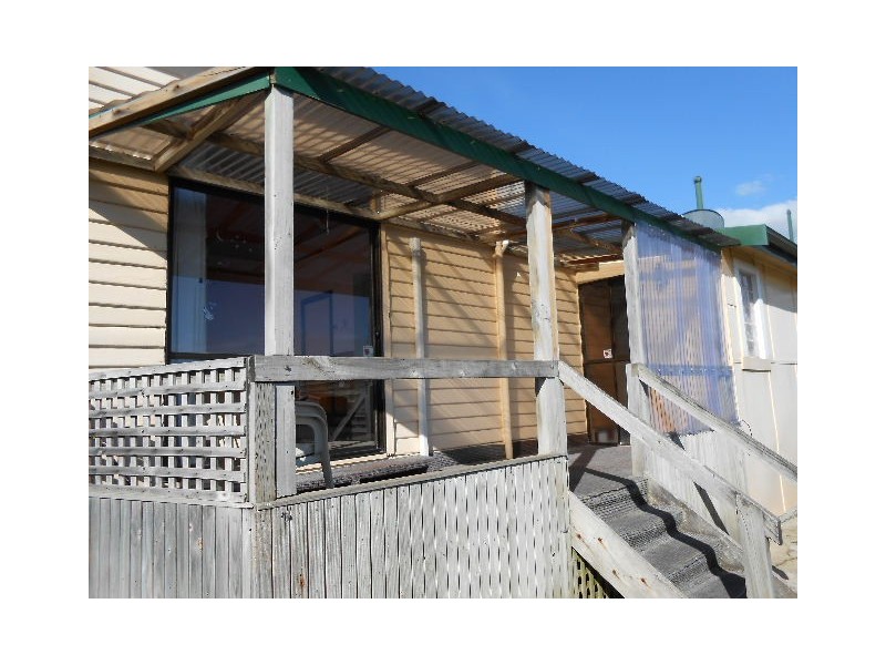 4 Evans Street, Cooee TAS 7320