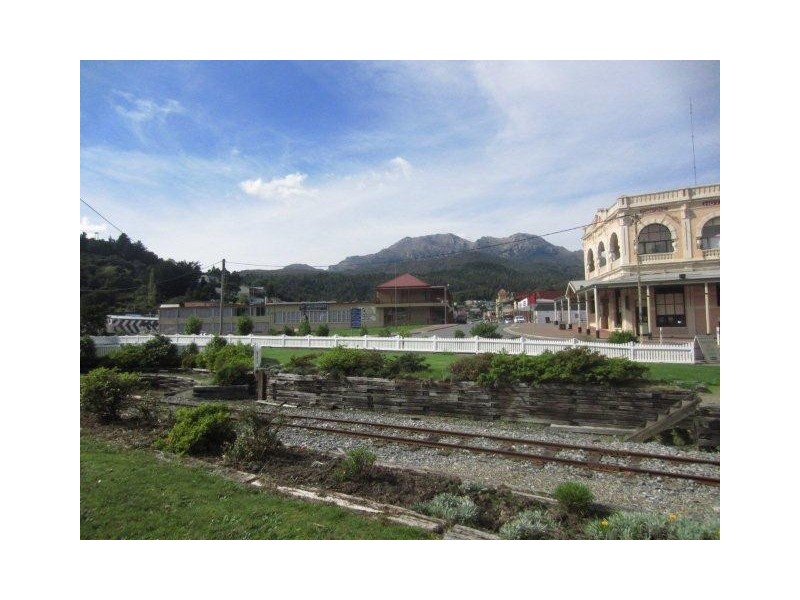 7 Railway Reserve, Queenstown TAS 7467