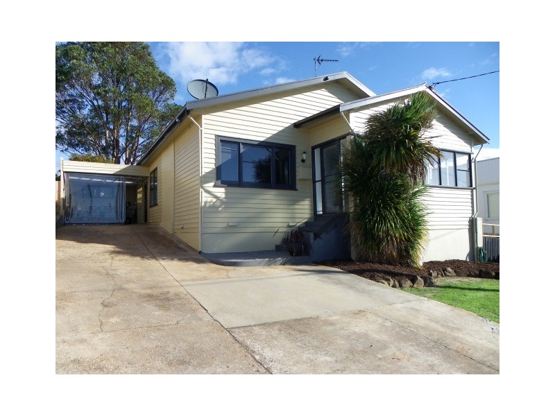 12 Hayes Street, Hillcrest TAS 7320