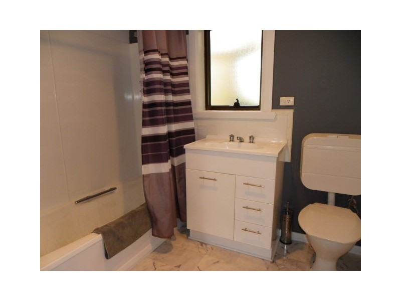 12 Hayes Street, Hillcrest TAS 7320