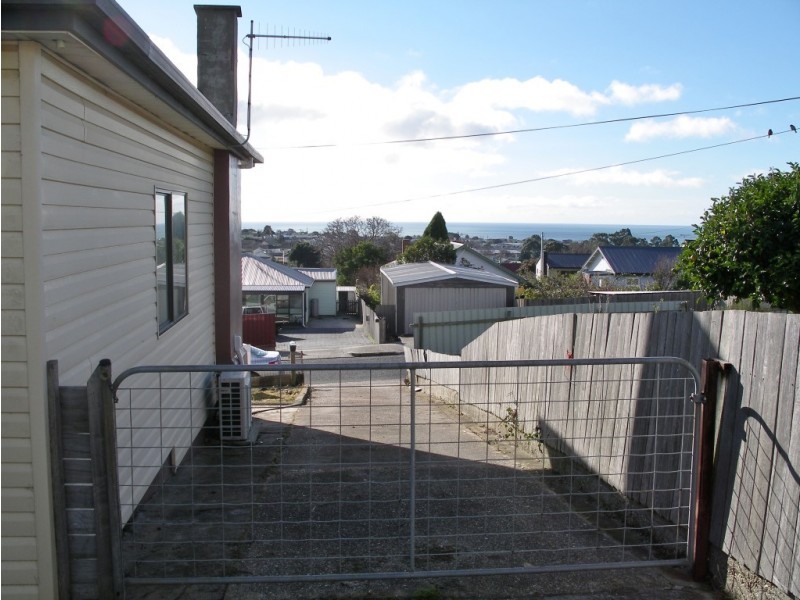 14 Hayes Street, Hillcrest TAS 7320