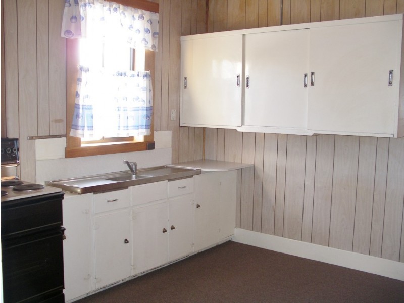 14 Hayes Street, Hillcrest TAS 7320