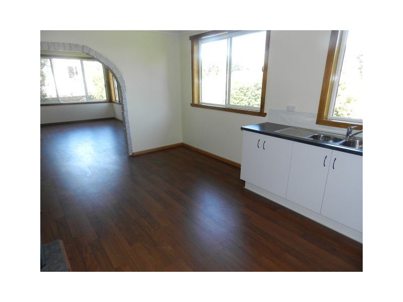 7 Southern Place, Somerset TAS 7322