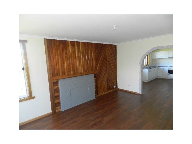 7 Southern Place, Somerset TAS 7322