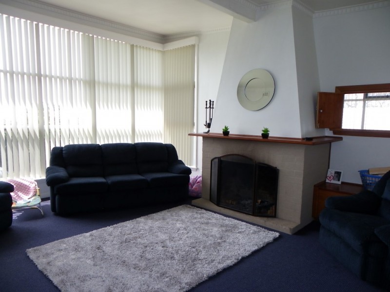 211a Mount Street, Upper Burnie TAS 7320