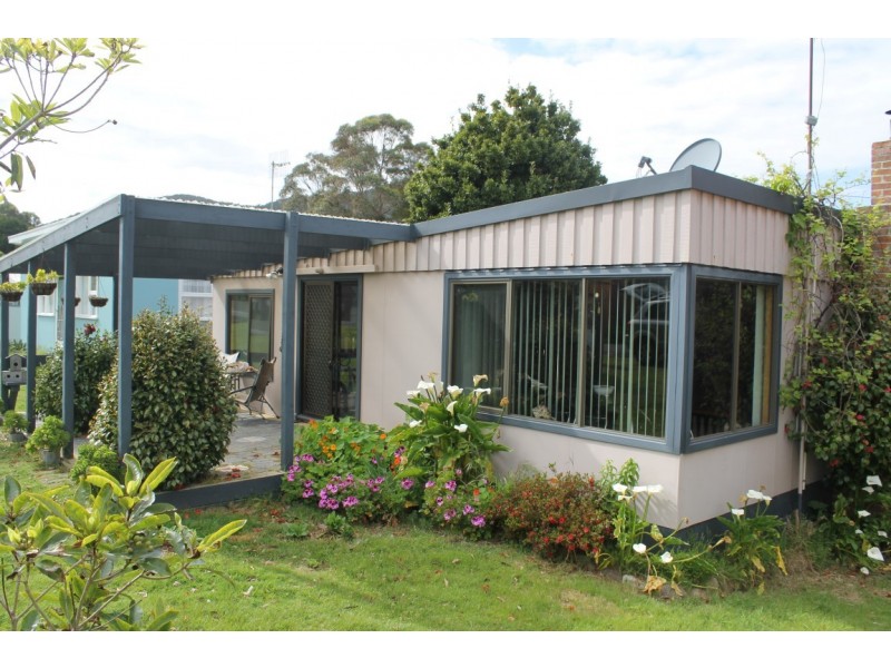 14 East Boulevard, Sisters Beach TAS 7321