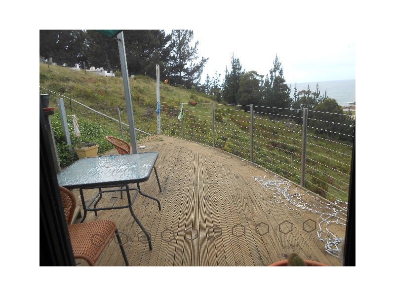 1A Main Road, Penguin TAS 7316