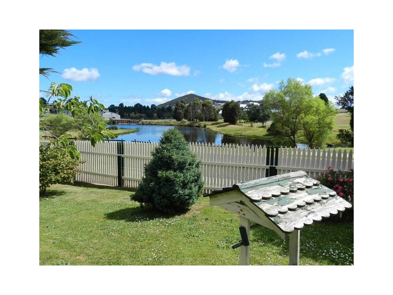 4 English Street, Waratah TAS 7321