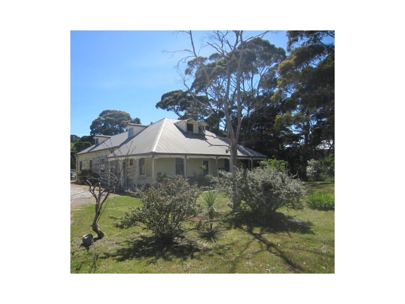 11 Beach Street, Strahan TAS 7468