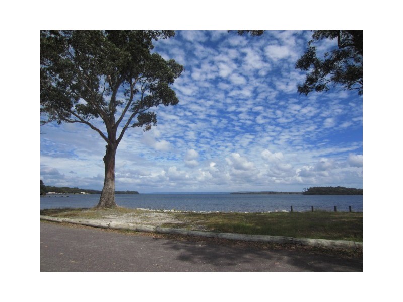 11 Beach Street, Strahan TAS 7468