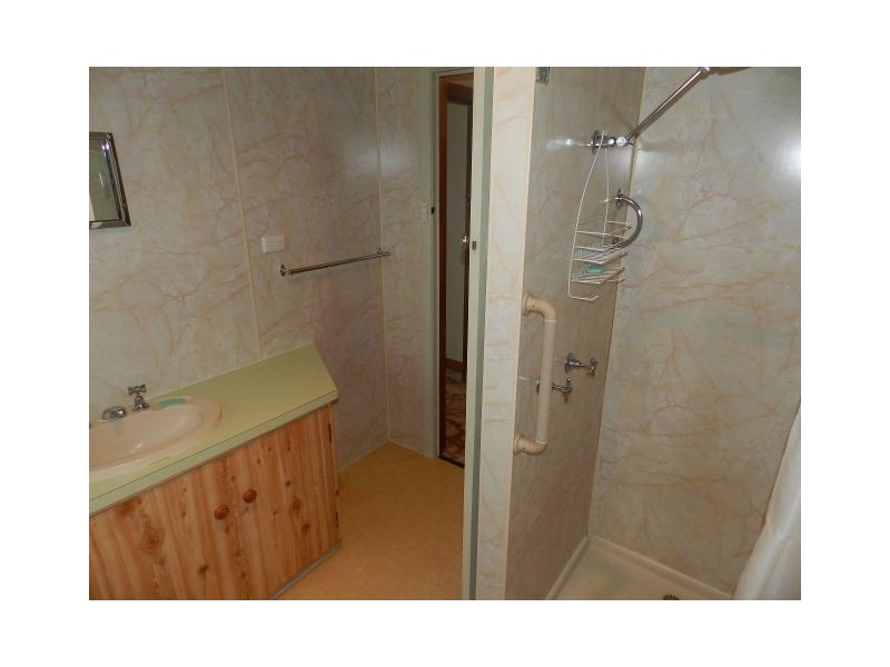 11 Whitford Street, Upper Burnie TAS 7320