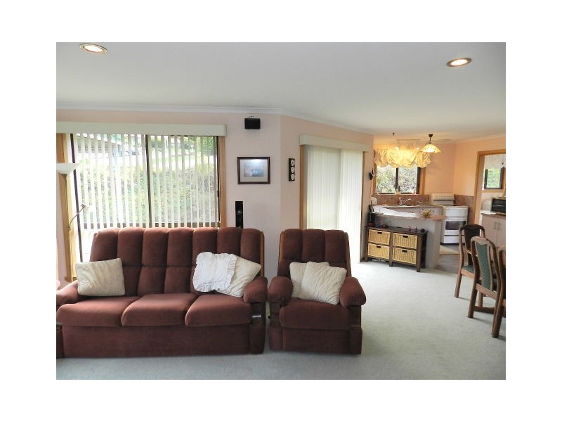 19 Damian Avenue, Downlands TAS 7320