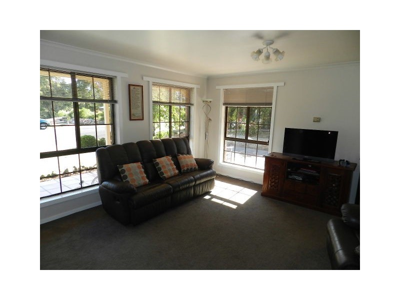 3 Henry Street, Somerset TAS 7322