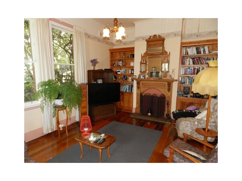 13 Charles Street, Burnie TAS 7320