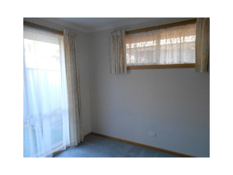 2/3 Hayward Street, Penguin TAS 7316