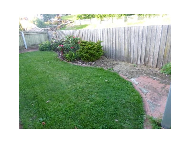 2/3 Hayward Street, Penguin TAS 7316