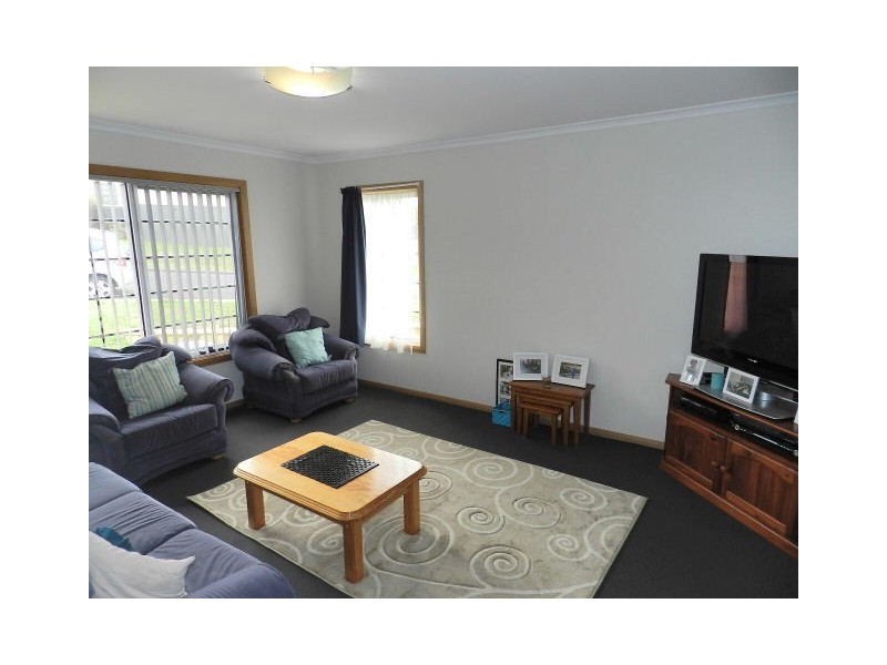 7 Rola Place, Acton TAS 7320