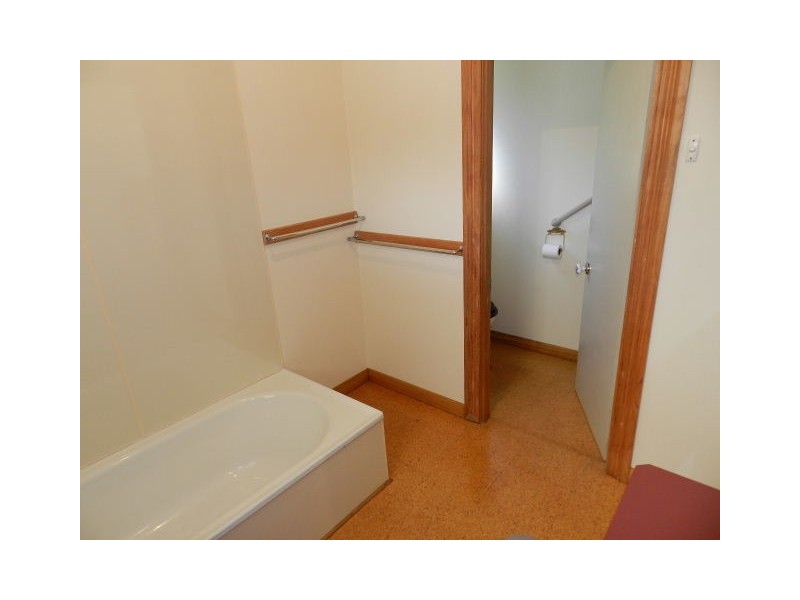 6 Wragg Street, Somerset TAS 7322