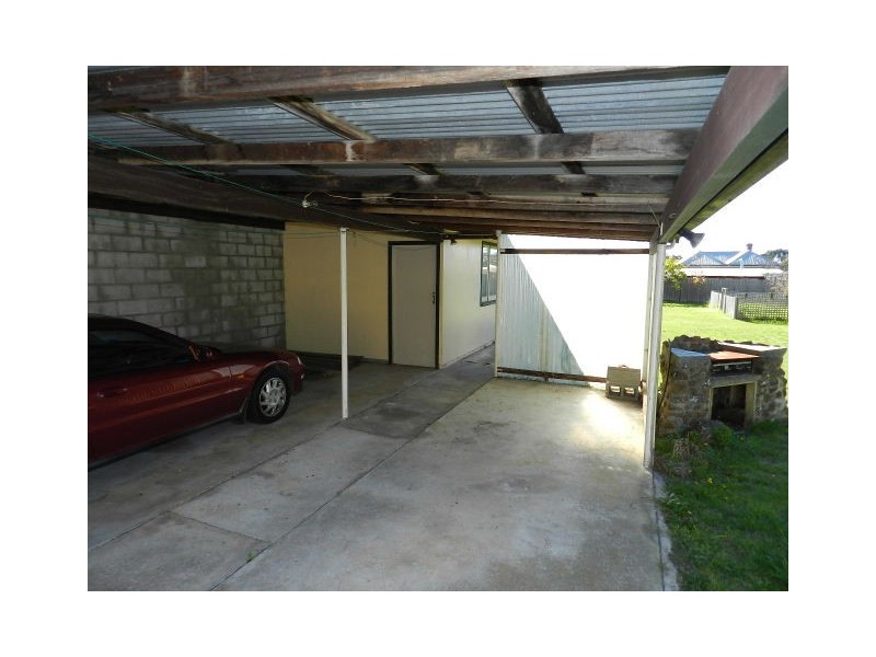 6 Wragg Street, Somerset TAS 7322