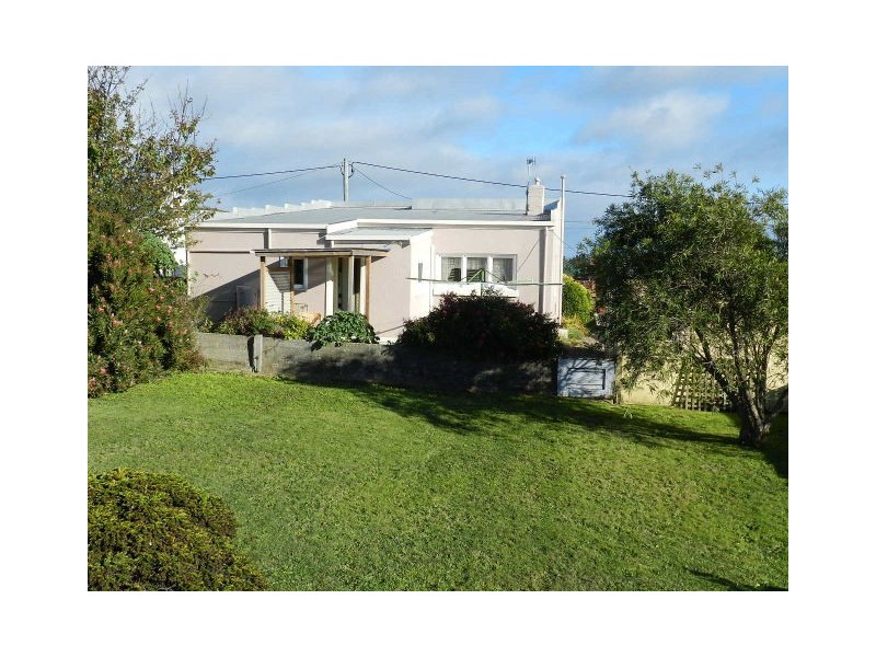 35 Stirling Street, Hillcrest TAS 7320