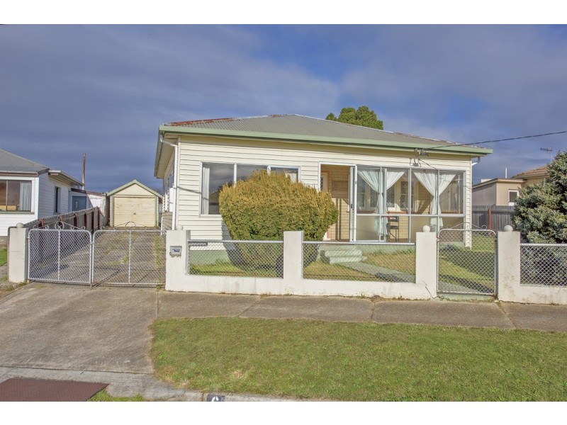 6 Scott Street, Upper Burnie TAS 7320