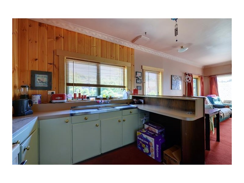 144 Mount Street, Hillcrest TAS 7320