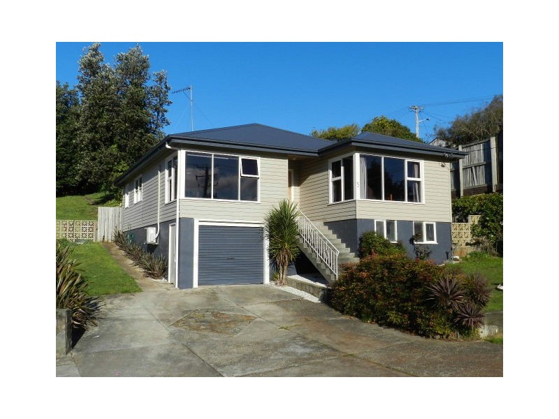 5 Belton Street, Hillcrest TAS 7320