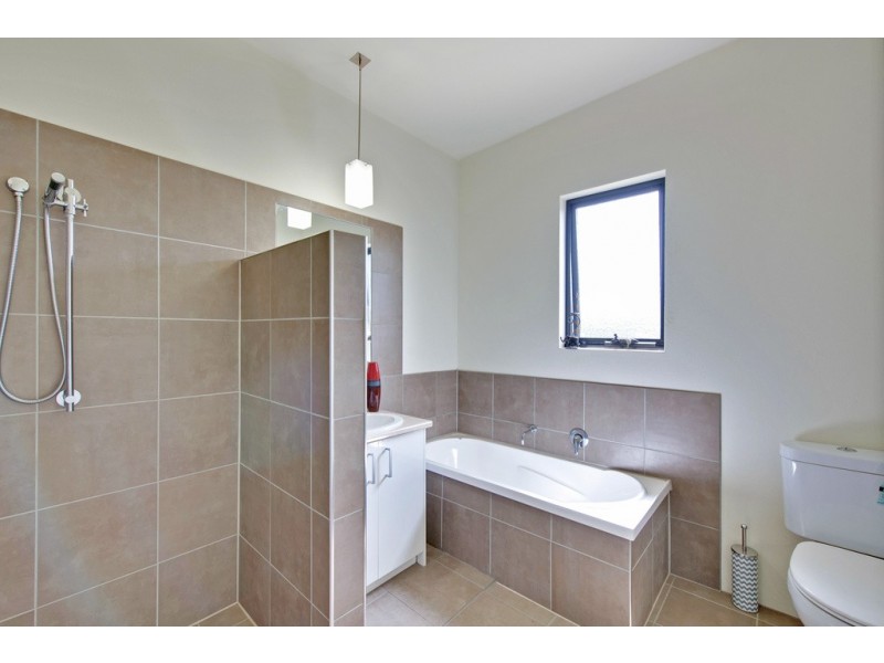 3 Southwood Avenue, Penguin TAS 7316