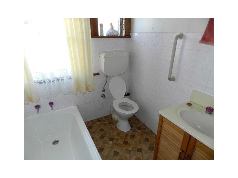 10 Speed Street, Cooee TAS 7320