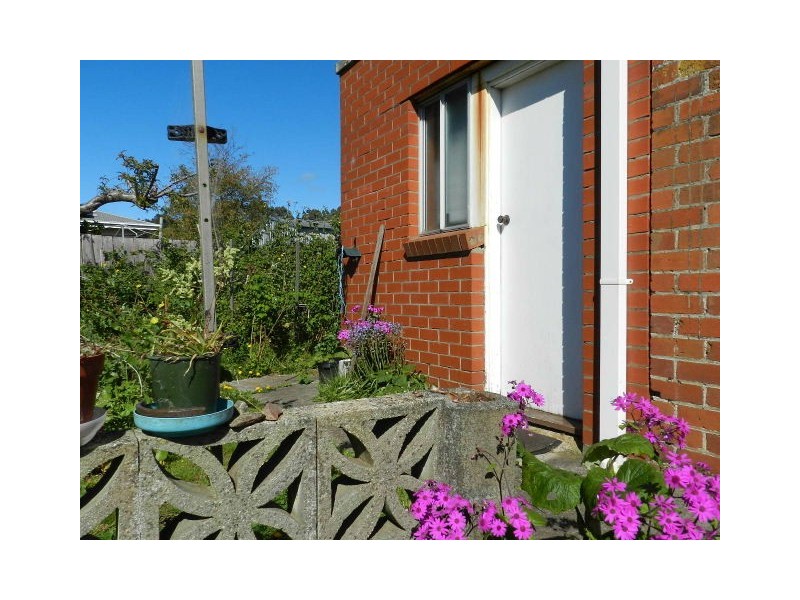 10 Speed Street, Cooee TAS 7320