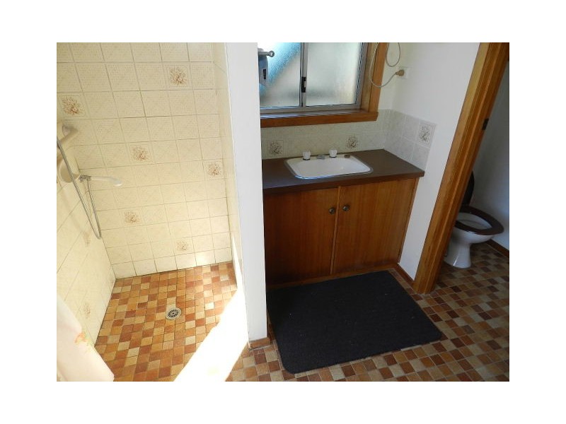 10 Speed Street, Cooee TAS 7320