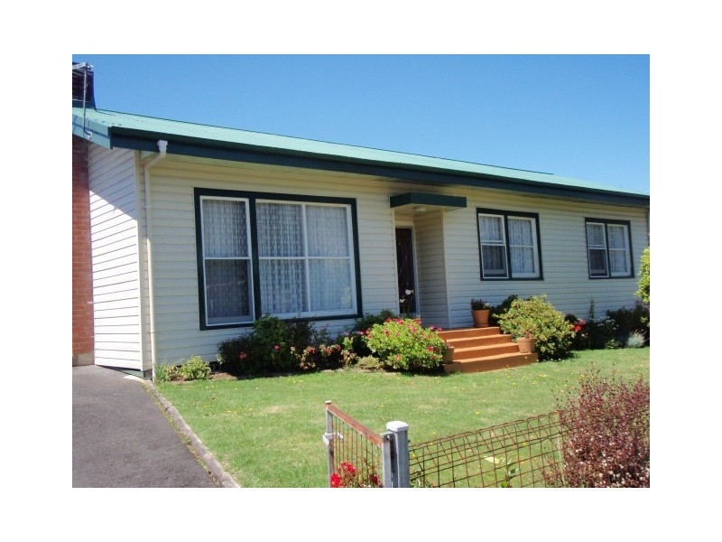 7 Selby Street, Queenstown TAS 7467